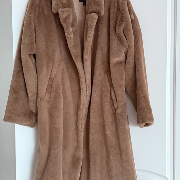 ALO Faux Fur Longline Coat M Tan | $348 Retail - Picture 9 of 9